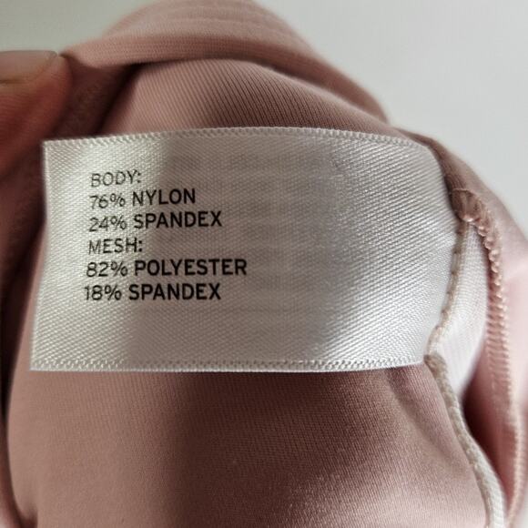 Duluth Trading Co Pink Sports Bra 1X - Picture 3 of 4